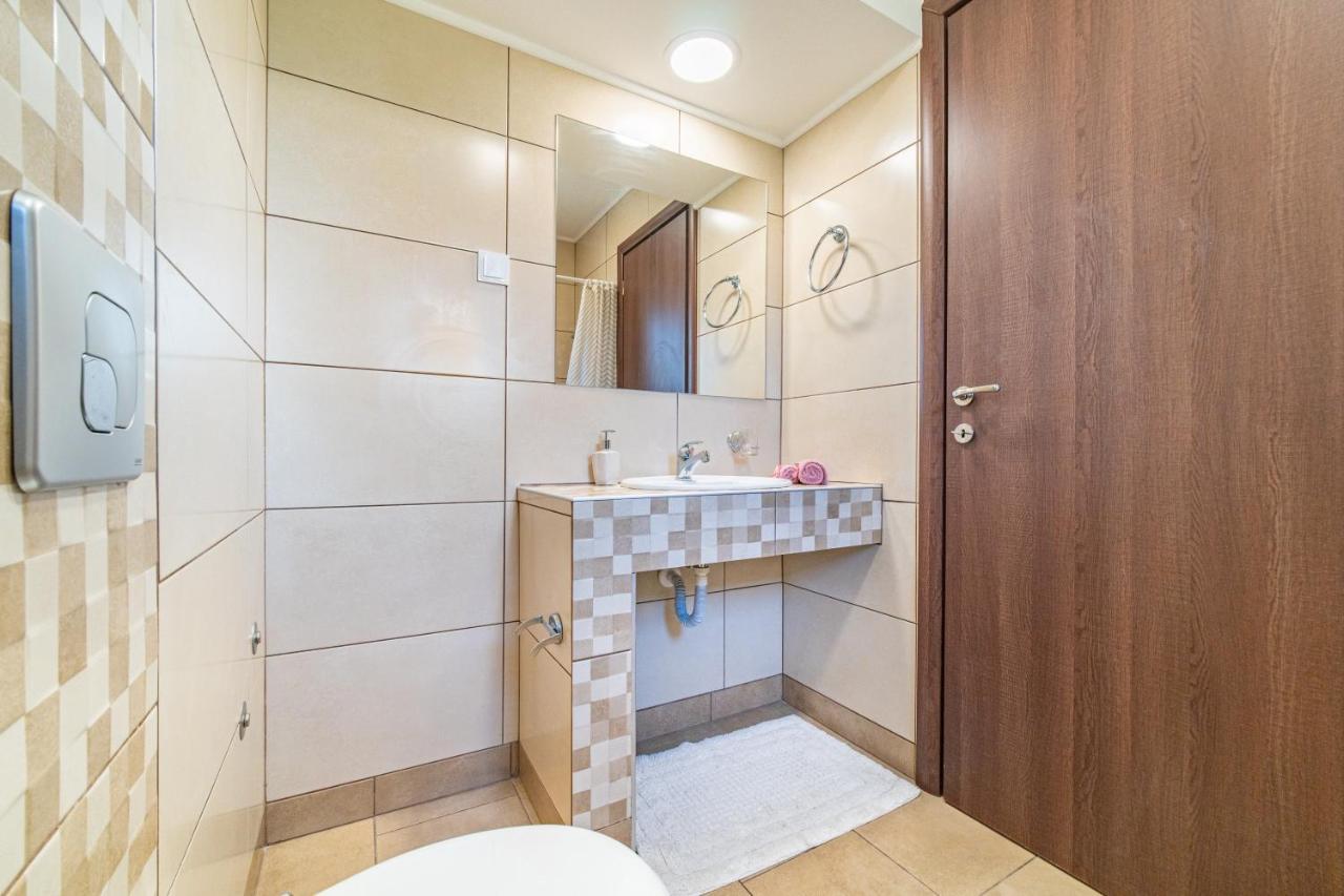 Angel's 4 Apartament Agios Georgios Pagon